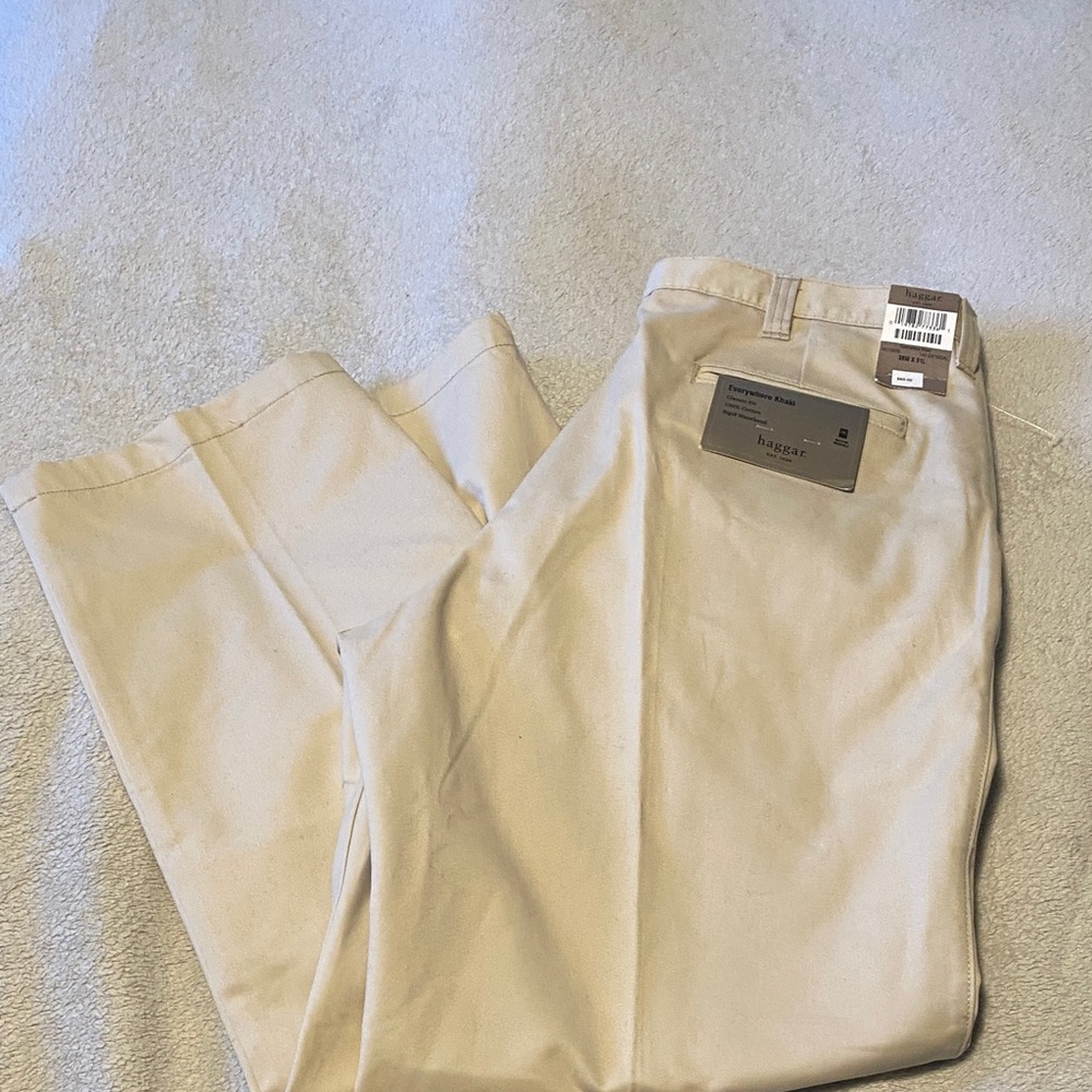 Haggar Men's Khaki Chinos